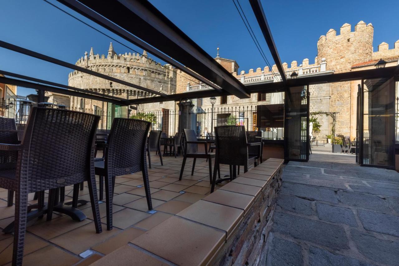 Hostal Restaurante Puerta del Alcázar Ávila Exterior foto